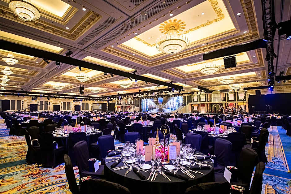 The Parisian Macao