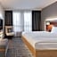 Moxy by Marriott Berlin Humboldthain Park