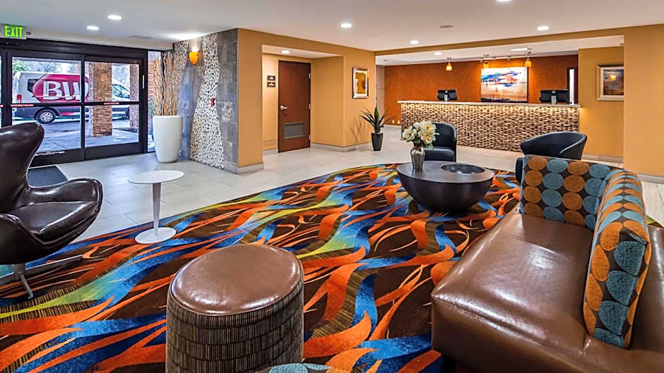 Best Western Plus Fresno Airport Hotel