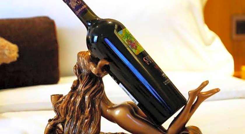 James Joyce Coffetel· Hefei Anhui Agricultural University