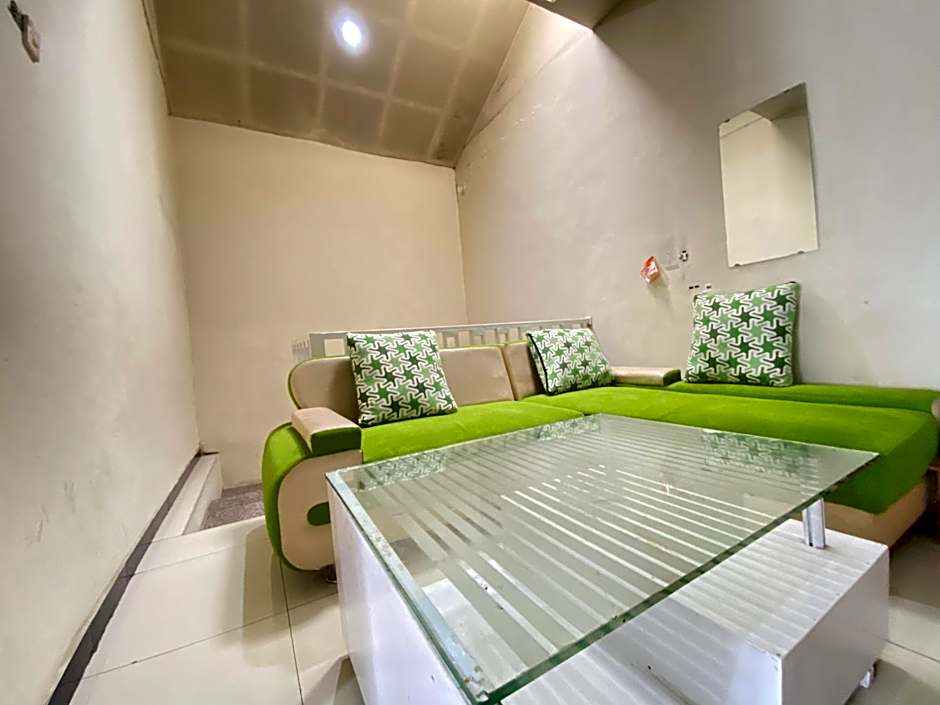 Homestay Srikandi Syariah Dieng RedPartner