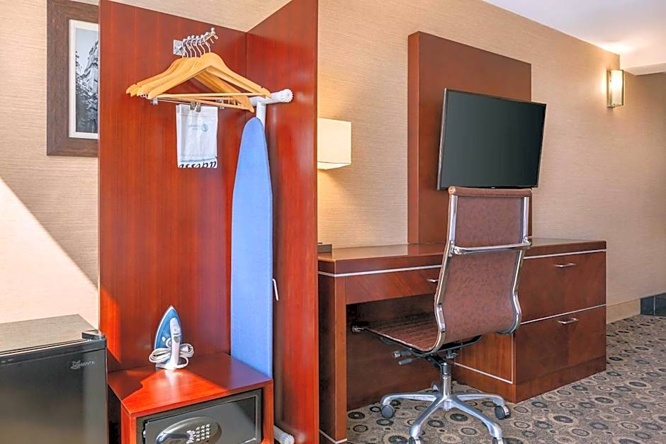 Radisson Hotel Southfield-Detroit