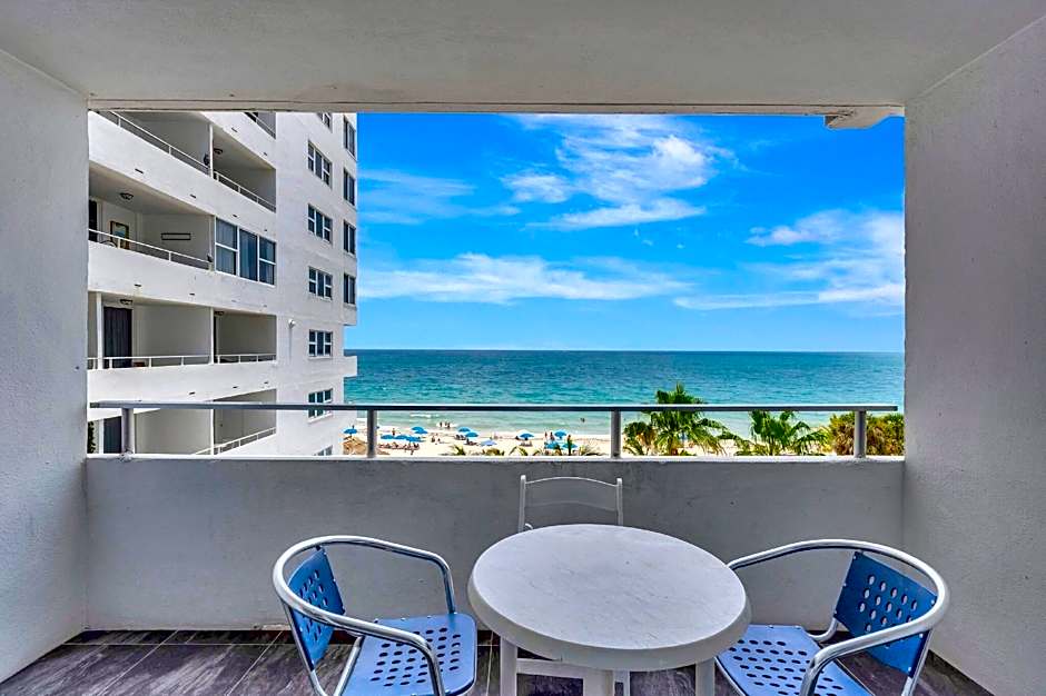 Photo 1 of 21 of Deluxe 2 Double Beds, Ocean View