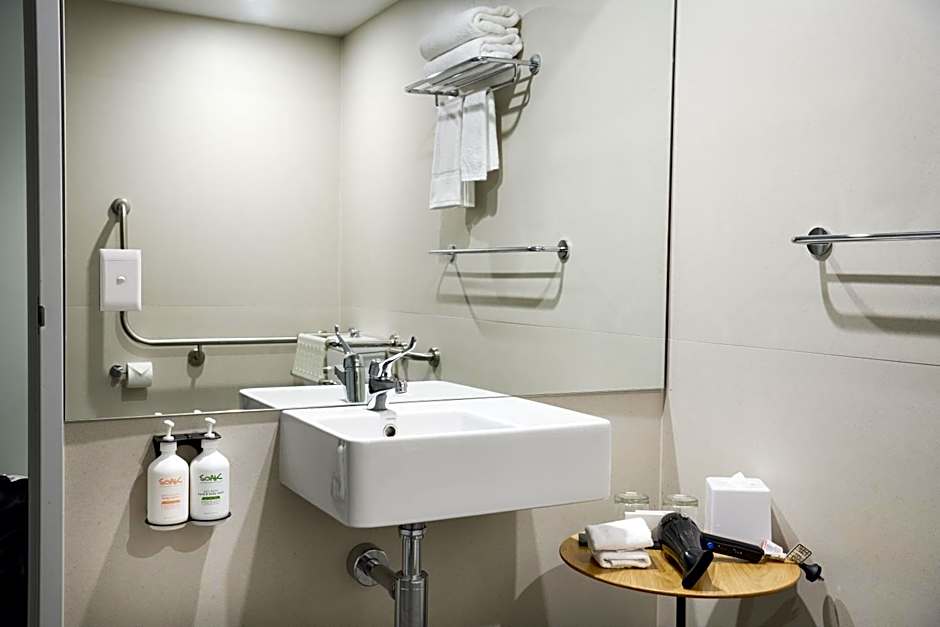 Holiday Inn West Perth By IHG