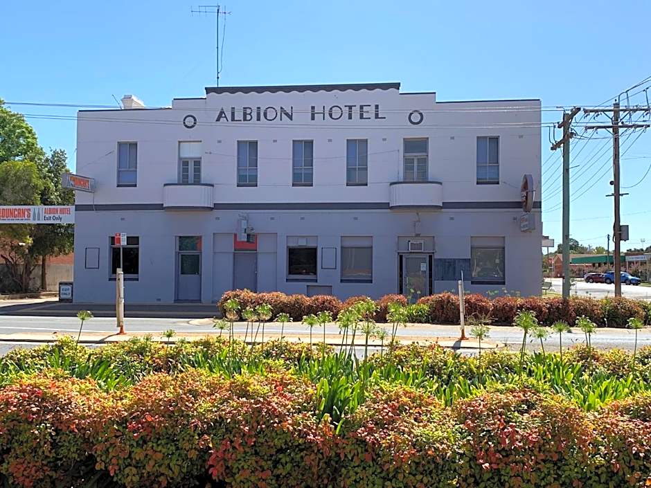 Albion Motel Finley