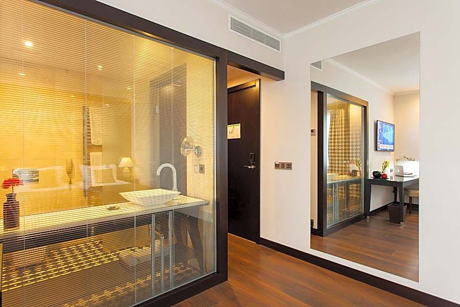 Quentin Boutique Hotel