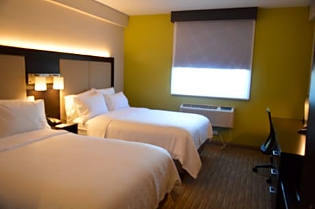 Two Double Beds Non Smoking