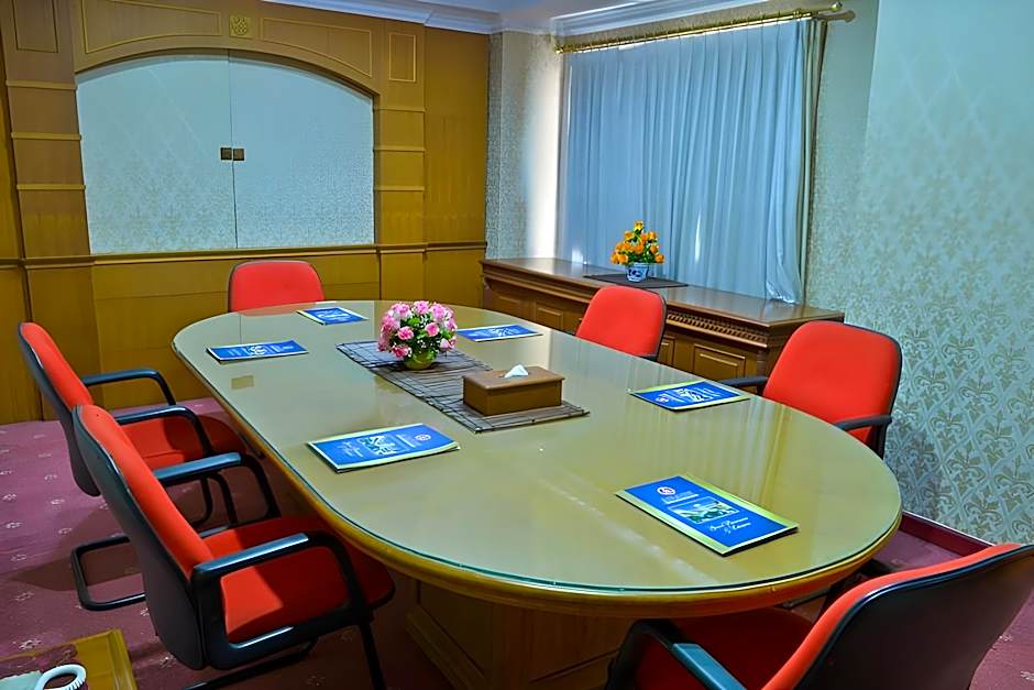 Abadi Hotel Convention Center