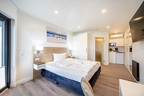 "Waterfront" Studio