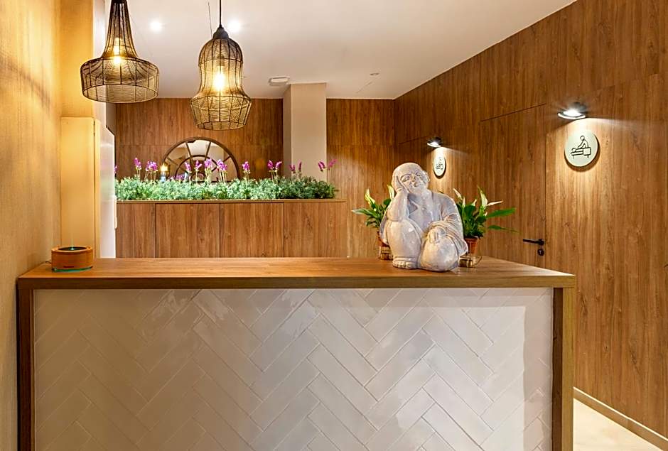 Catalonia Santa Justa