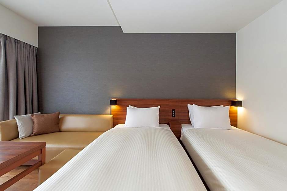 Photo 1 of 2 of Moderate 2 Beds, North Wing