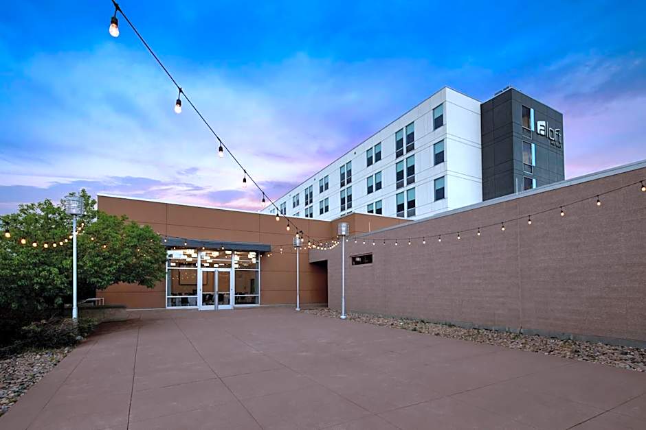 Aloft Broomfield Denver