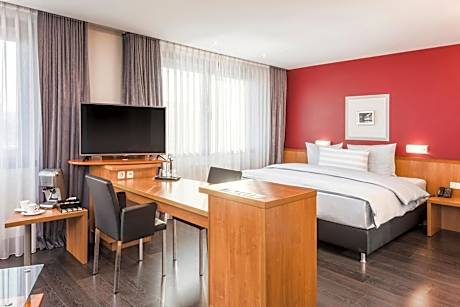 Hotel Wolfsburg Centrum Affiliated by Melia