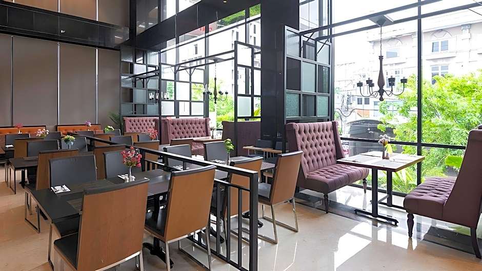 Aria Centra Hotel Surabaya