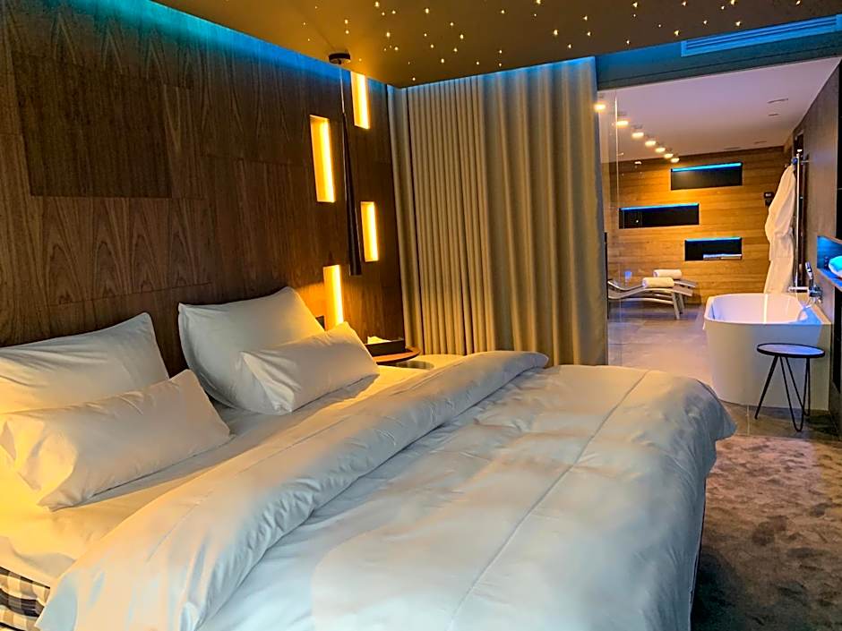 Harmony Hotel