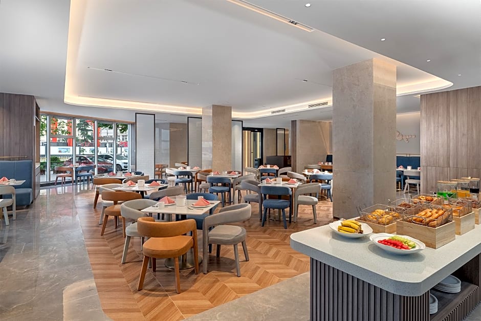 Holiday Inn Express Qingdao Shibei By IHG