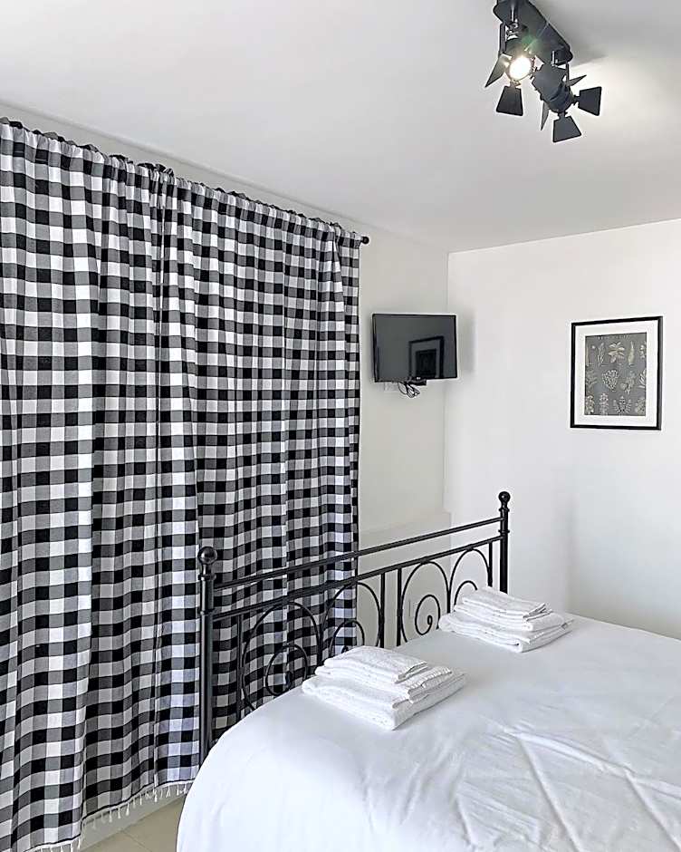 Villa Volli Three Rooms