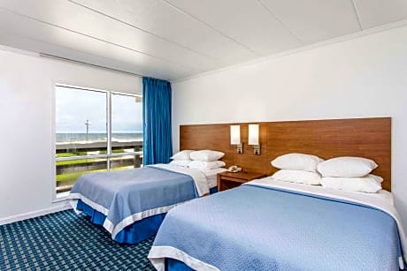 Double Room with Two Double Beds and Ocean View - Non-Smoking