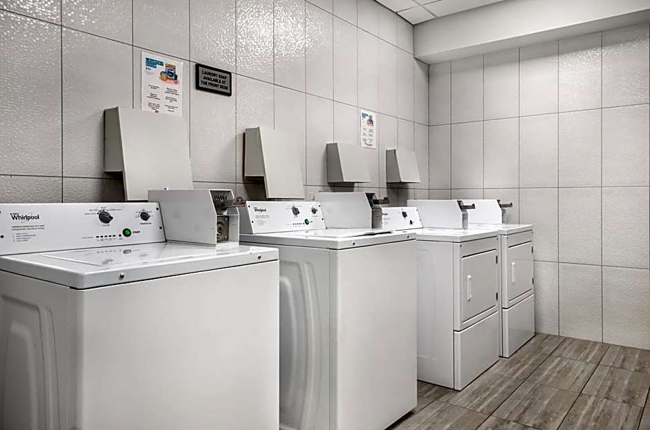 Executive Residency by Best Western Calgary City View North