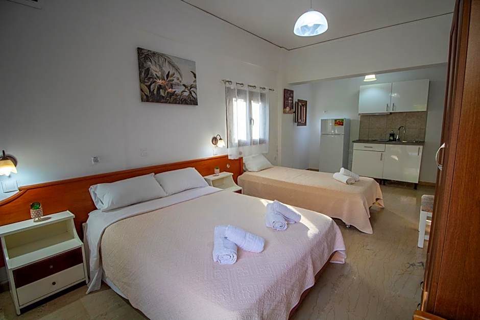 Harrys bar & apartments