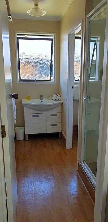 Commodore Motor Lodge