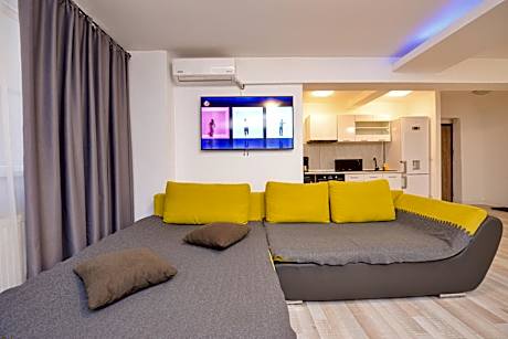 Superior One-Bedroom Apartment with Balcony