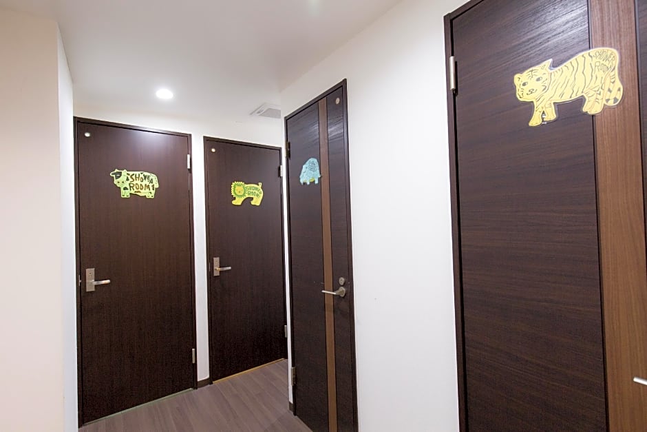 Backpackers Hotel Toyo