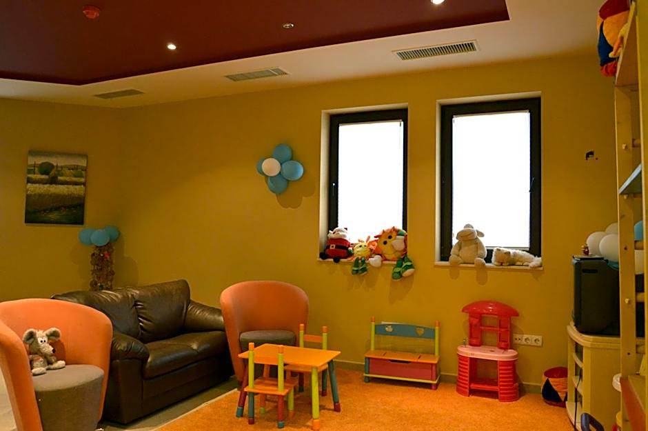 Winslow Infinity Aparthotel