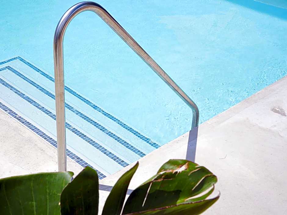 The Lakeside Prince Edward County