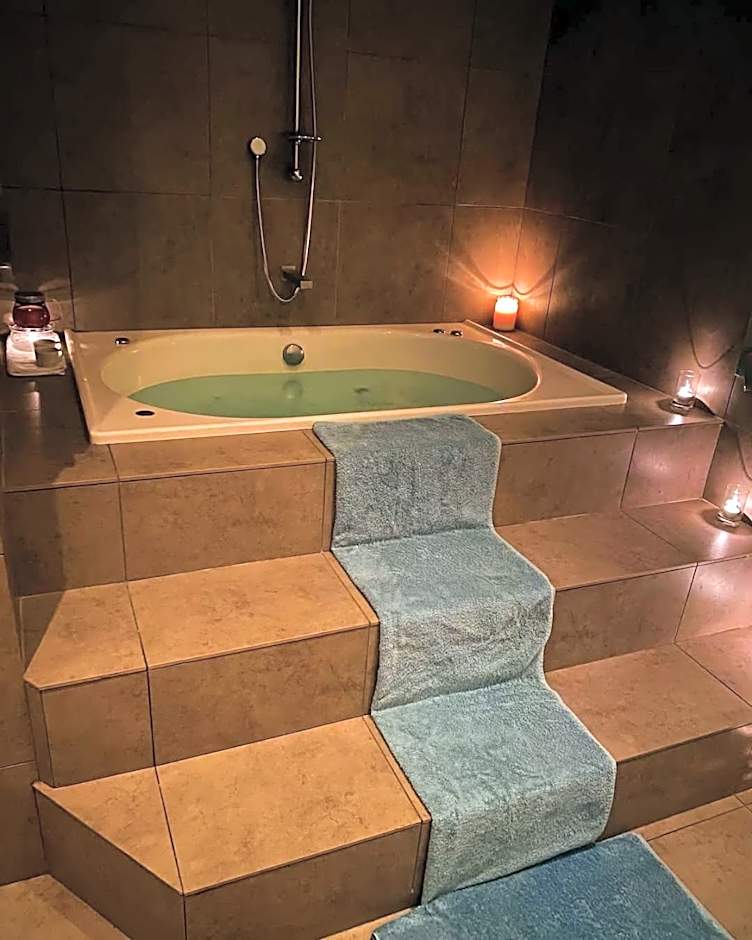 Serenity Diamond Beach (formerly Ramada Resort Diamond Beach)