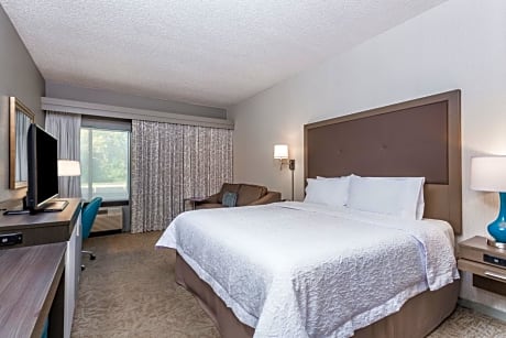 Hampton Inn Milwaukee Airport