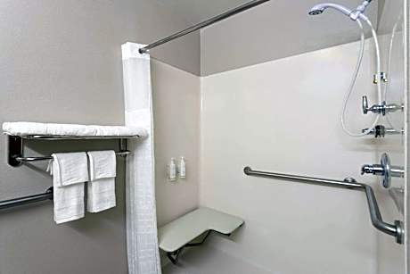 Days Inn by Wyndham Jackson Downtown