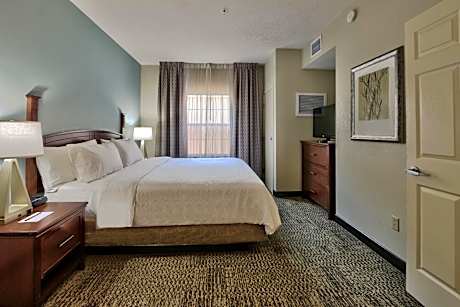 1 King One Bedroom Suite
