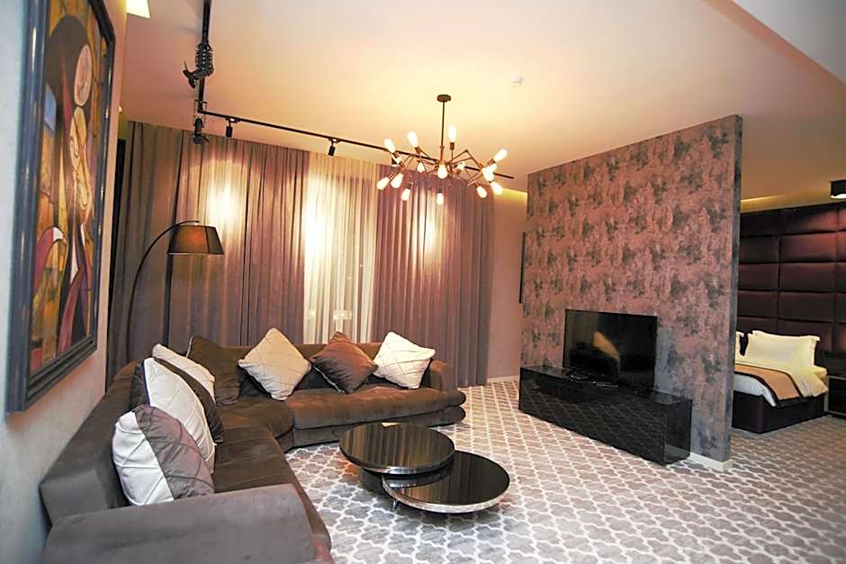 Gallery Art Hotel