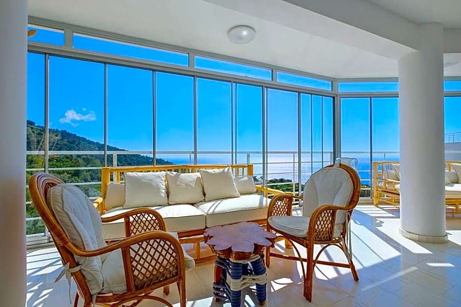 Highclere Hotel & Spa