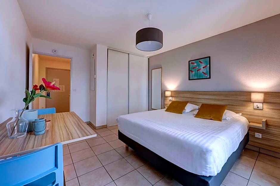 Comfort Aparthotel Divonne L'Oree du Parc