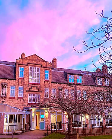 Endsleigh Park Hotel