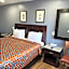 Fireside Inn By The Beach Boardwalk & Bowling