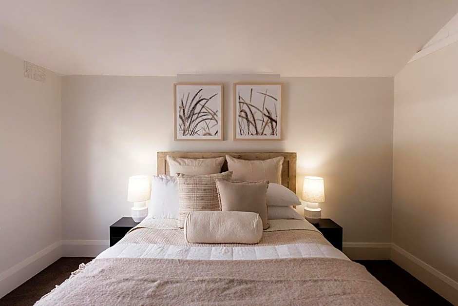 Central home in trendy South Hobart