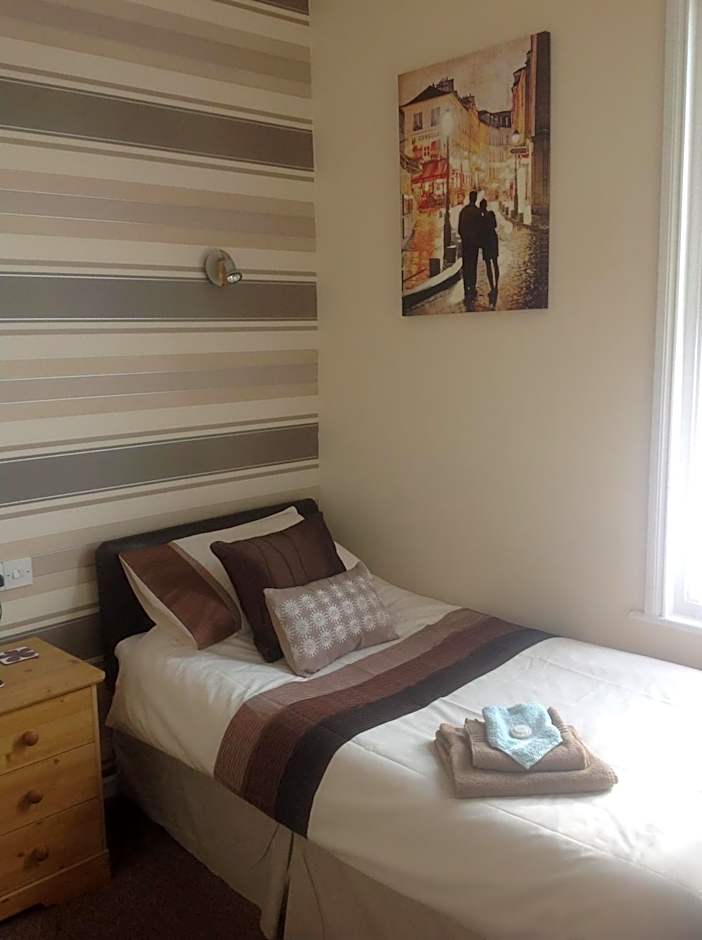 Cleasewood Guest House