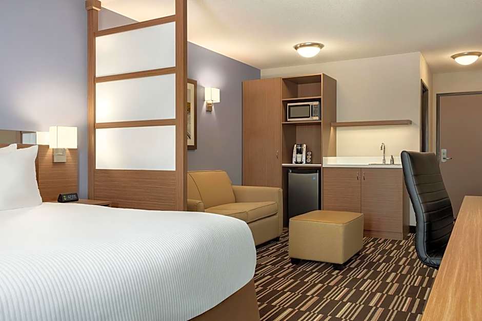 Microtel Inn & Suites by Wyndham Bonnyville
