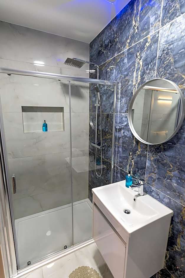 Paragraph Palmers Green - Tottenham Stadium