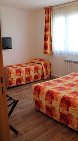 Twin Room - 2 People