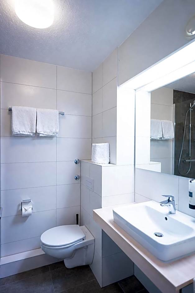 eXo Individual Hotel Lampertheim - by SuperFly Hotels