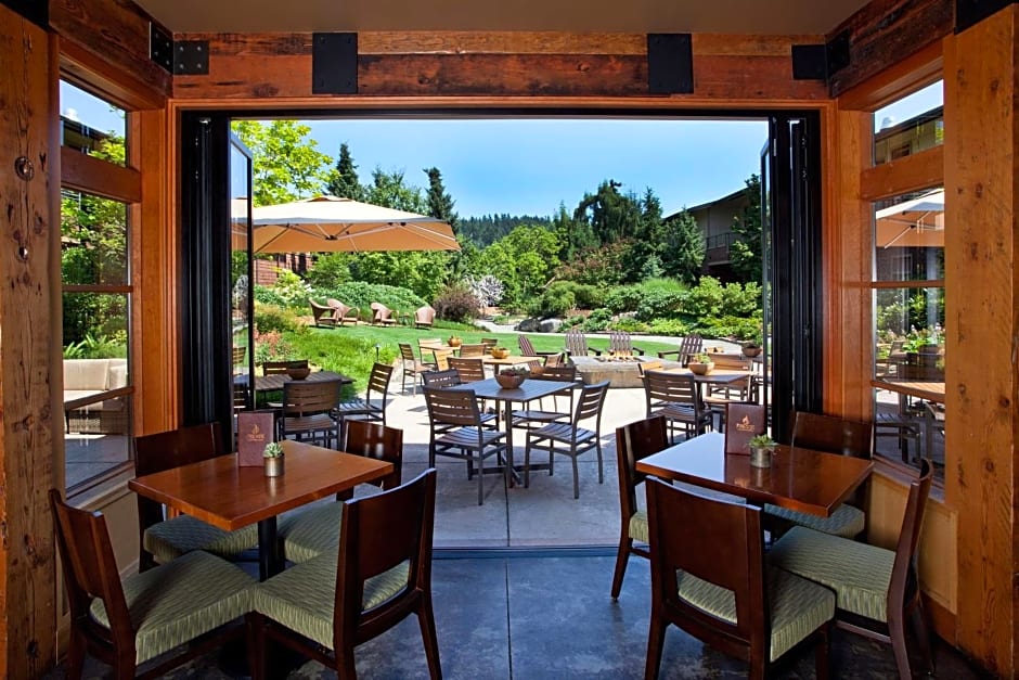 Willows Lodge