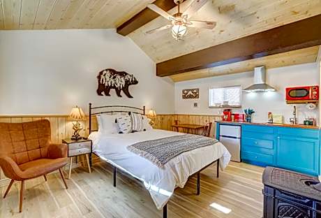 Tahoe Mountain Inn