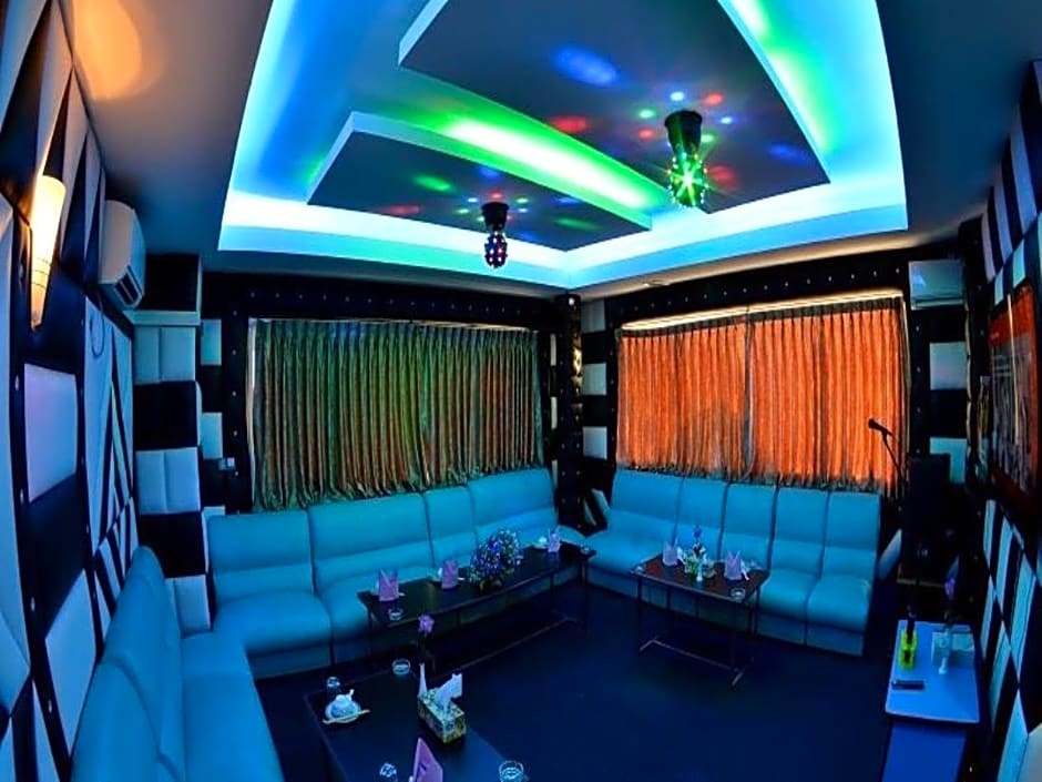 Golden Butterfly Hotel