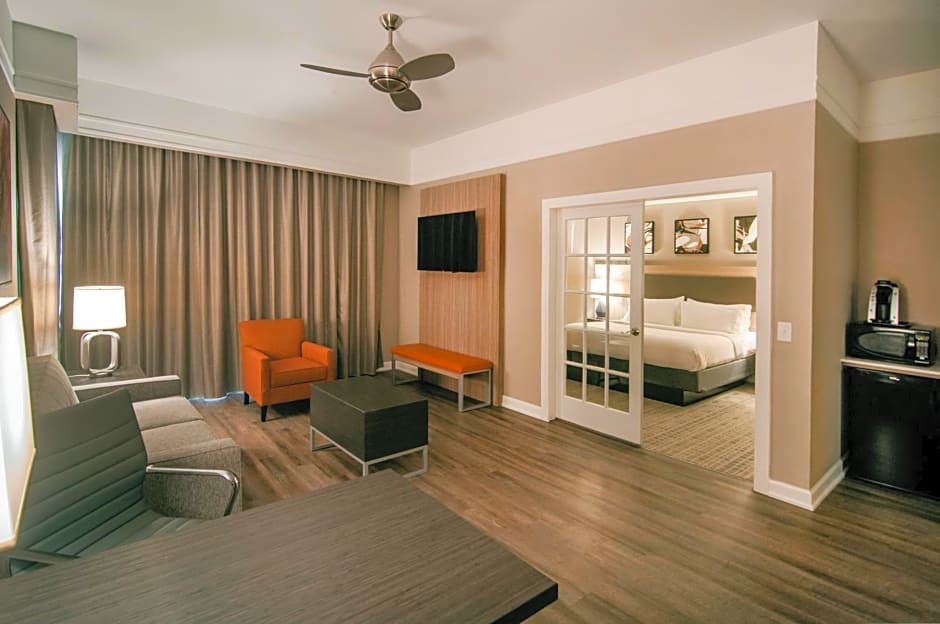 Holiday Inn Baton Rouge College Drive I-10, an IHG Hotel