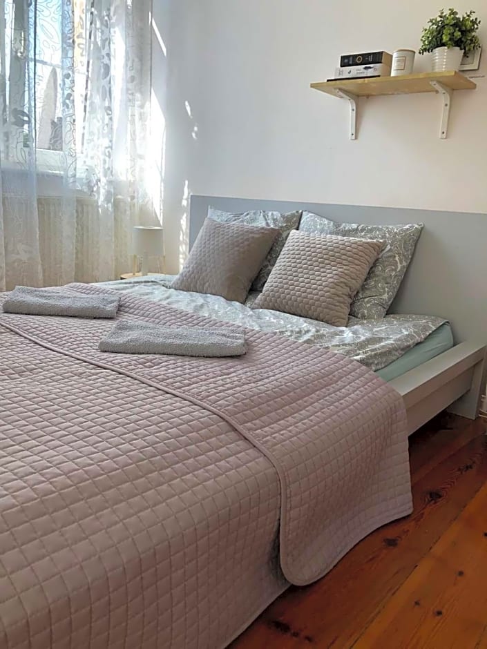 Bankowa 8 Guest Rooms