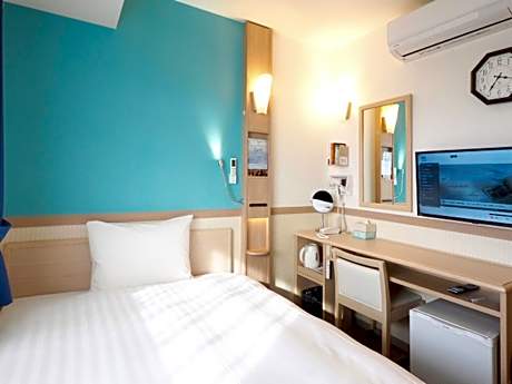 Single Room - Non-Smoking